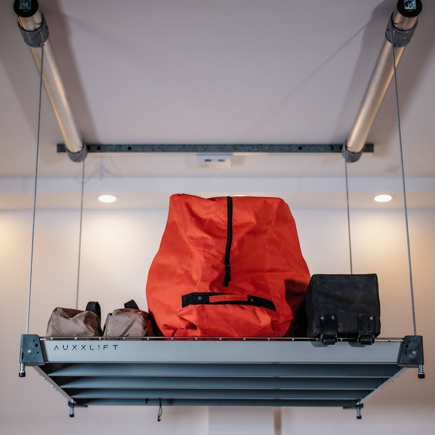 Auxx-Lift Storage Lift